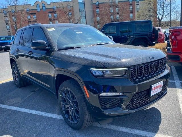 2025 Jeep Grand Cherokee GRAND CHEROKEE SUMMIT RESERVE 4X4