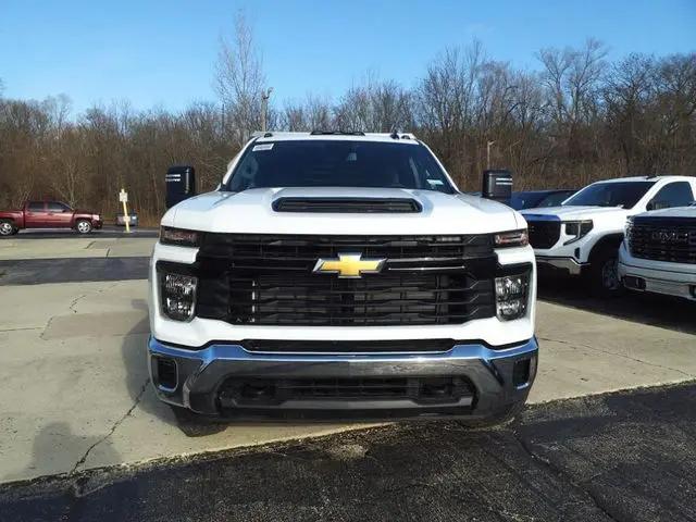 2025 Chevrolet Silverado 3500HD Work Truck