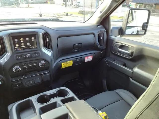 2025 Chevrolet Silverado 3500HD Work Truck
