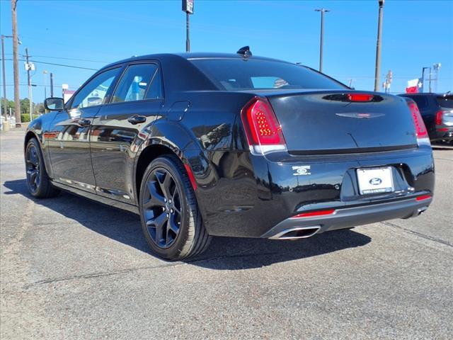 2023 Chrysler 300 300S