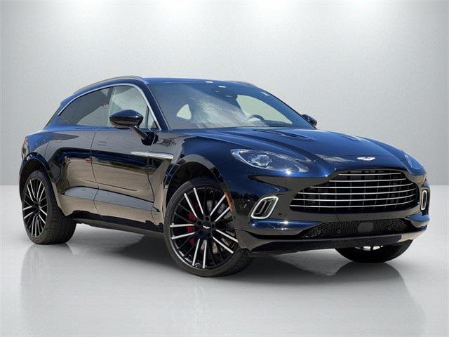 2022 Aston Martin DBX Base's photo