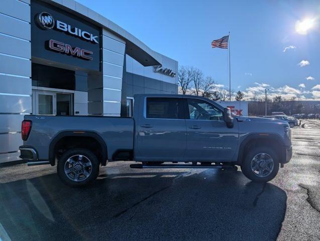 2025 GMC Sierra 2500HD 4WD Crew Cab Standard Bed SLE