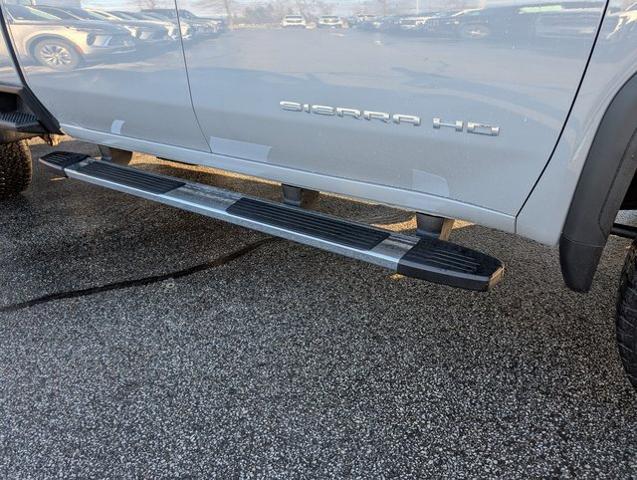 2025 GMC Sierra 2500HD 4WD Crew Cab Standard Bed SLE
