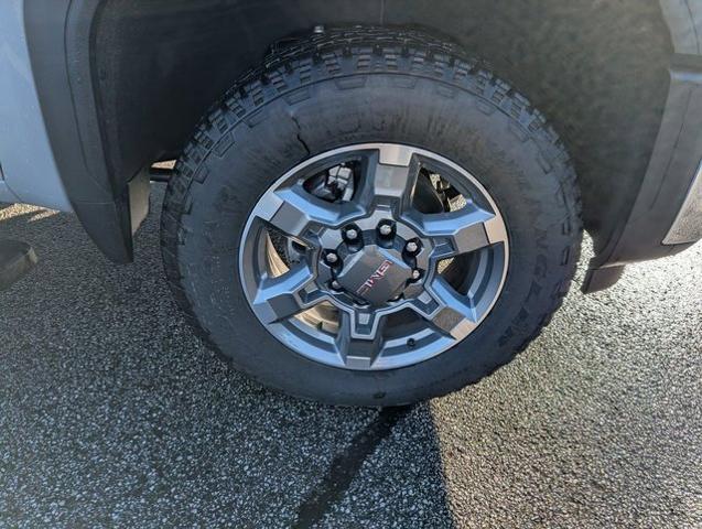 2025 GMC Sierra 2500HD 4WD Crew Cab Standard Bed SLE