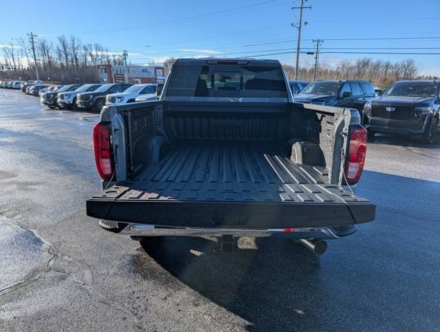 2025 GMC Sierra 2500HD 4WD Crew Cab Standard Bed SLE
