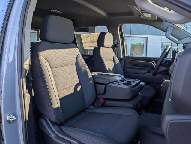 2025 GMC Sierra 2500HD 4WD Crew Cab Standard Bed SLE