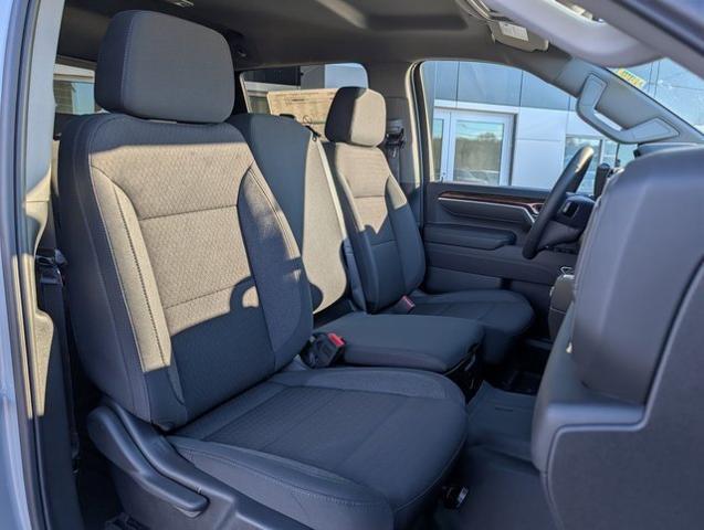2025 GMC Sierra 2500HD 4WD Crew Cab Standard Bed SLE