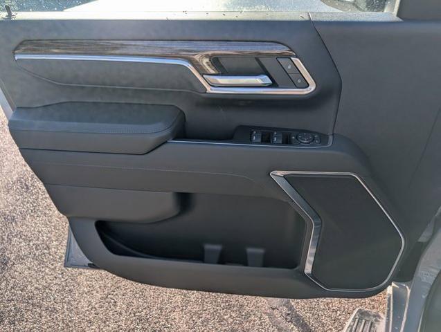 2025 GMC Sierra 2500HD 4WD Crew Cab Standard Bed SLE