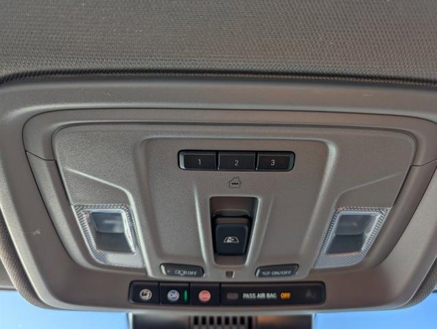 2025 GMC Sierra 2500HD 4WD Crew Cab Standard Bed SLE