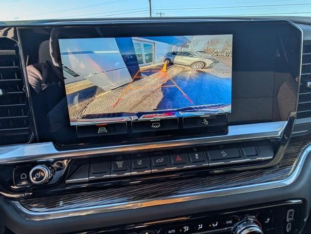 2025 GMC Sierra 2500HD 4WD Crew Cab Standard Bed SLE