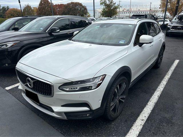 2018 Volvo V90 Cross Country