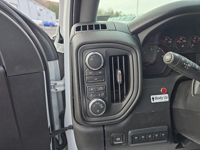 2025 GMC Sierra 3500HD Pro