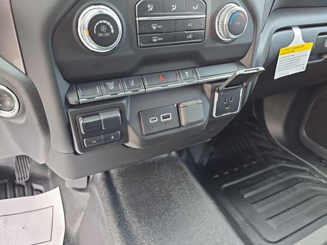 2025 GMC Sierra 3500HD Pro