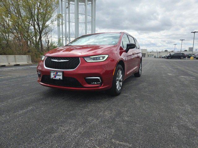 2025 Chrysler Pacifica PACIFICA SELECT AWD