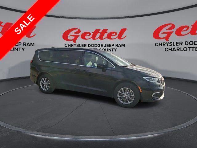 2025 Chrysler Pacifica PACIFICA SELECT AWD