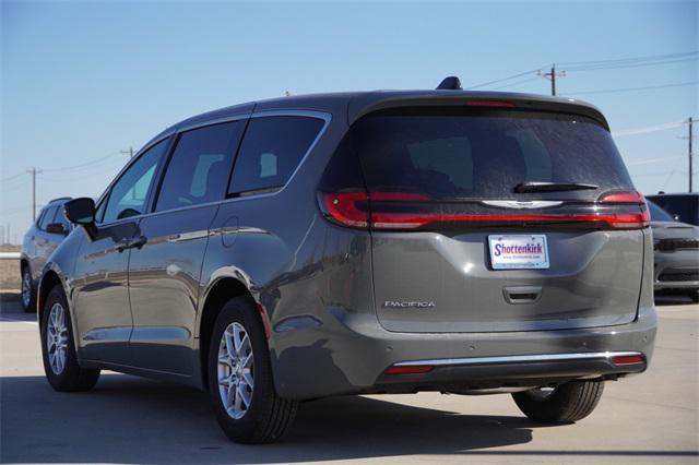 2025 Chrysler Pacifica PACIFICA SELECT