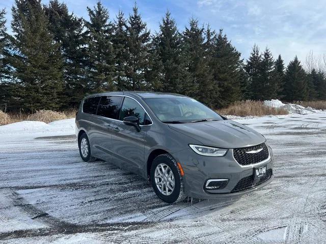 2025 Chrysler Pacifica PACIFICA SELECT