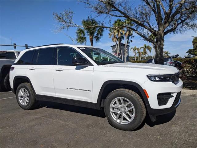 2025 Jeep Grand Cherokee GRAND CHEROKEE LAREDO X 4X2