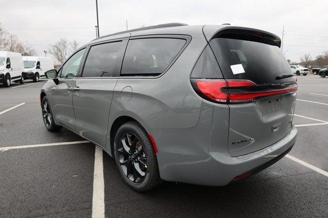 2025 Chrysler Pacifica PACIFICA LIMITED