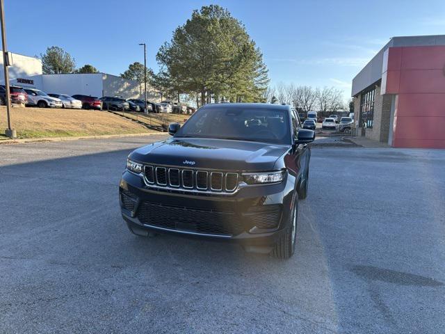 2025 Jeep Grand Cherokee GRAND CHEROKEE LAREDO X 4X2