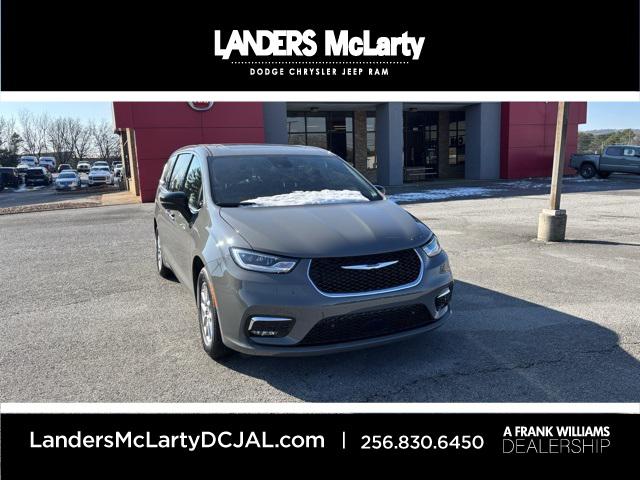 2025 Chrysler Pacifica PACIFICA SELECT