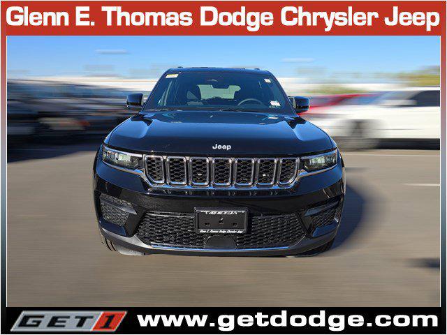 2025 Jeep Grand Cherokee GRAND CHEROKEE LAREDO 4X2