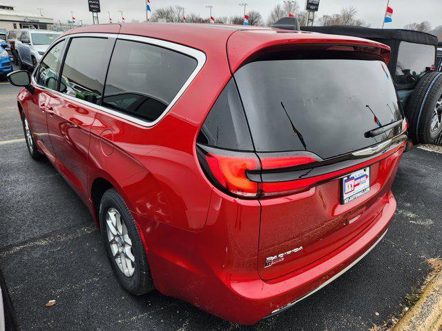 2025 Chrysler Pacifica PACIFICA SELECT