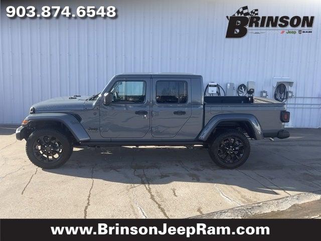 2025 Jeep Gladiator GLADIATOR NIGHTHAWK 4X4