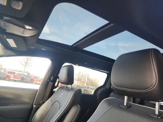 2025 Chrysler Pacifica PACIFICA LIMITED
