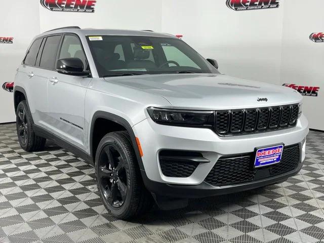 2025 Jeep Grand Cherokee GRAND CHEROKEE ALTITUDE 4X4