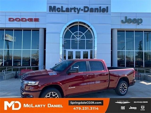 2025 RAM Ram 1500 RAM 1500 LARAMIE CREW CAB 4X4 64 BOX