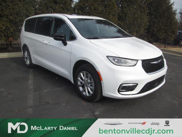 2025 Chrysler Pacifica PACIFICA SELECT AWD