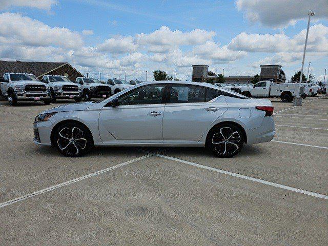 2023 Nissan Altima SR FWD