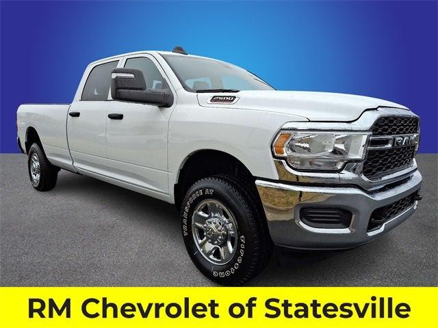 2023 RAM 2500 Tradesman Crew Cab 4x4 8 Box