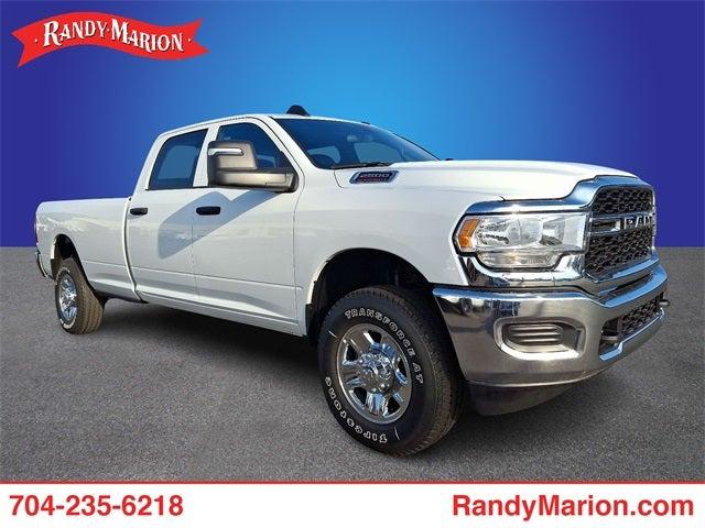 2023 RAM 2500 Tradesman Crew Cab 4x4 8 Box