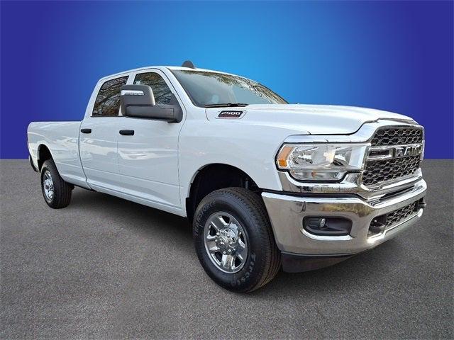 2023 RAM 2500 Tradesman Crew Cab 4x4 8 Box