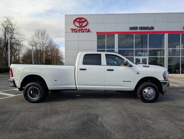 2019 RAM 3500 Tradesman Crew Cab 4x4 8 Box