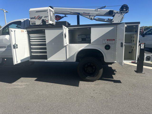 2024 Chevrolet Silverado 6500HD 1WT