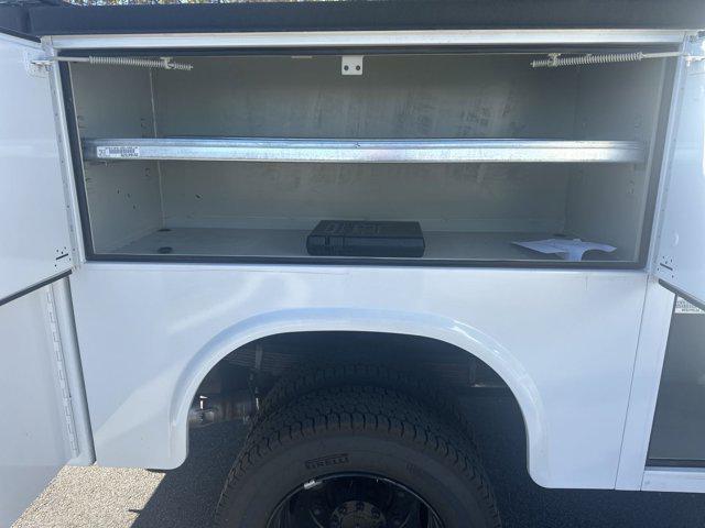 2024 Chevrolet Silverado 6500HD 1WT