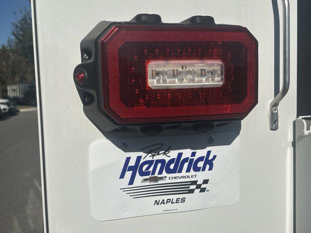 2024 Chevrolet Silverado 6500HD 1WT