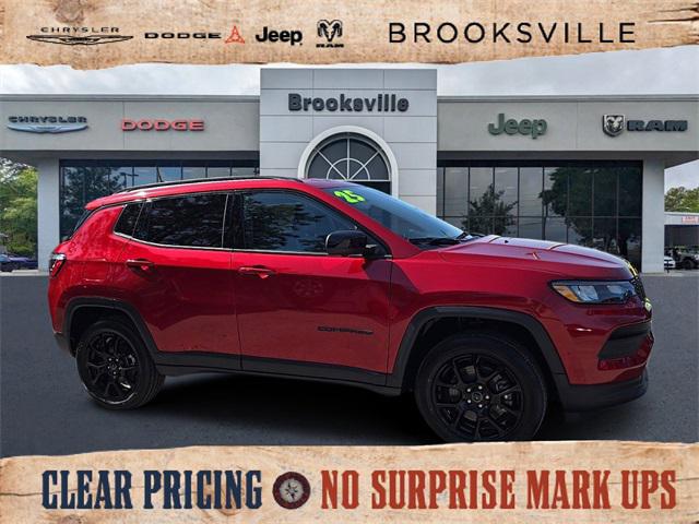 2025 Jeep Compass COMPASS LATITUDE 4X4