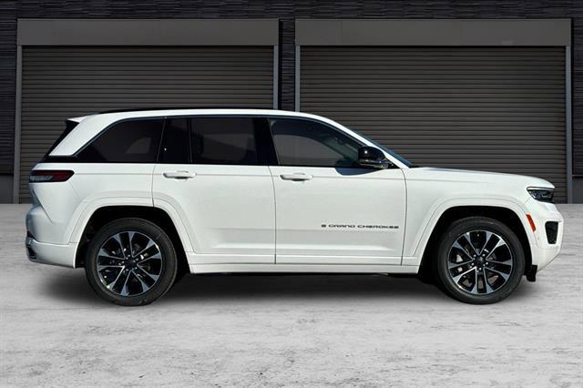 2025 Jeep Grand Cherokee GRAND CHEROKEE OVERLAND 4X4