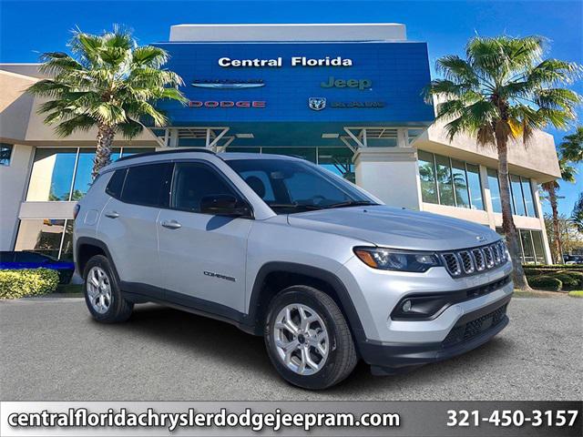 2025 Jeep Compass COMPASS LATITUDE 4X4