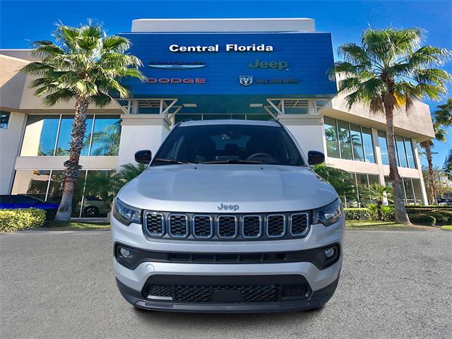 2025 Jeep Compass COMPASS LATITUDE 4X4