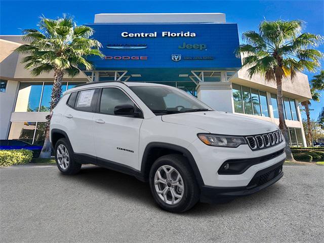 2025 Jeep Compass COMPASS LATITUDE 4X4