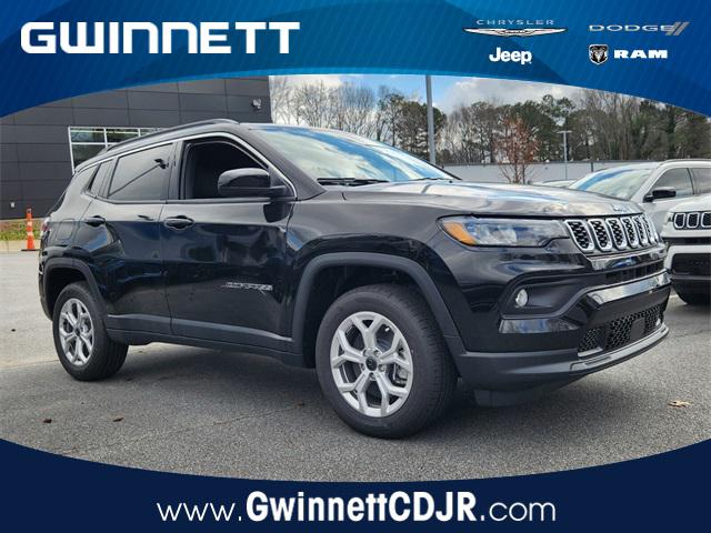 2025 Jeep Compass COMPASS LATITUDE 4X4