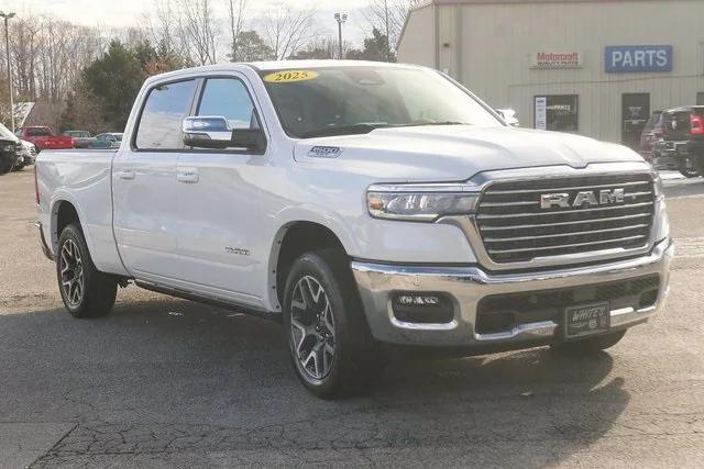 2025 RAM Ram 1500 RAM 1500 LARAMIE CREW CAB 4X4 64 BOX