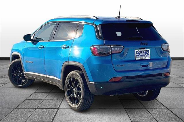 2025 Jeep Compass COMPASS LATITUDE 4X4