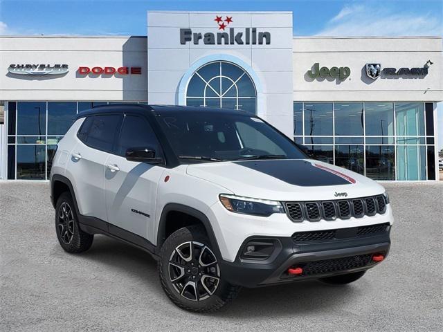 2025 Jeep Compass COMPASS TRAILHAWK 4X4
