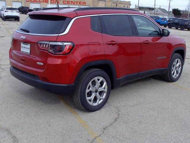 2025 Jeep Compass COMPASS LATITUDE 4X4